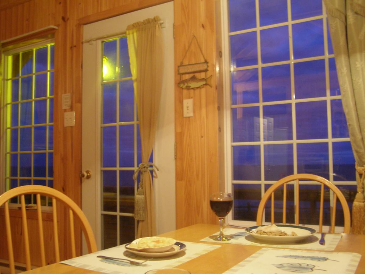Les Chalets Brise-De-Mer Sainte-Therese-de-Gaspe Zewnętrze zdjęcie